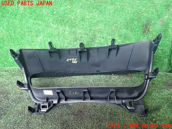 1UPJ-9237137510]ヴォクシー(ノア)(ZRR80W)メーターフード 中古_3