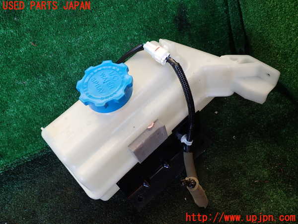 1UPJ-9237146791]インプレッサ WRX-STi(GRB)ウォッシャータンク1 中古_2