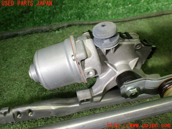 1UPJ-9237156770]スペーシア カスタム(MK53S)フロントワイパーモーター 中古_3