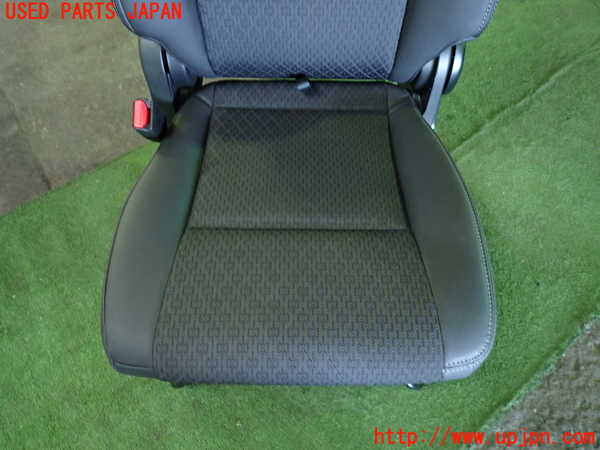 1UPJ-9237157065]スペーシア カスタム(MK53S)助手席シート 中古_2