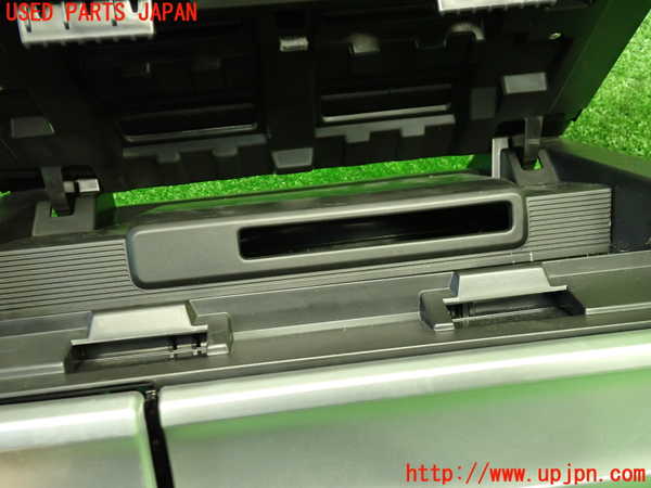 1UPJ-9237157841]スペーシア カスタム(MK53S)小物入れ1 中古_4