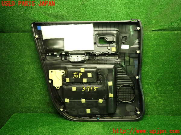 1UPJ-9237151234]スペーシア カスタム(MK53S)右前ドア内張り 中古_5