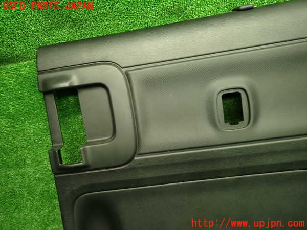 1UPJ-9237151294]スペーシア カスタム(MK53S)右後ドア内張り 中古_2
