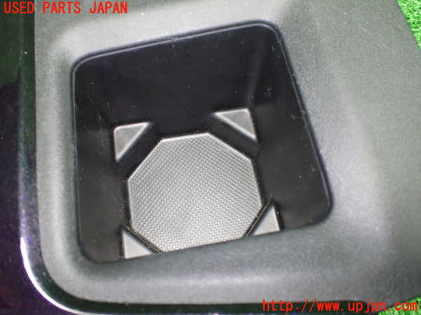 1UPJ-9237157810]スペーシア カスタム(MK53S)ドリンクホルダー 中古_3