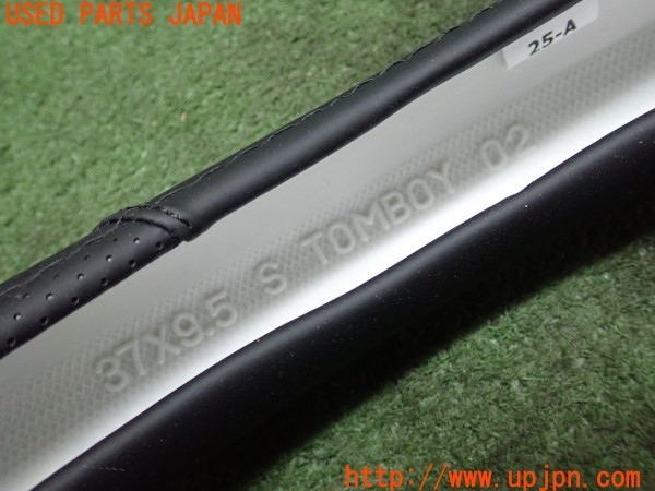 3UPJ=9237160001]クラウンハイブリッド RS(AZSH20)TOMBOY トムボーイ02 S 37×9.5 ハンドルカバー 中古_5