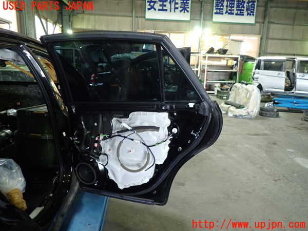 1UPJ-9237161290]クラウン ハイブリッド(AZSH20)右後ドア 中古(43R-00123 M4S8)_4