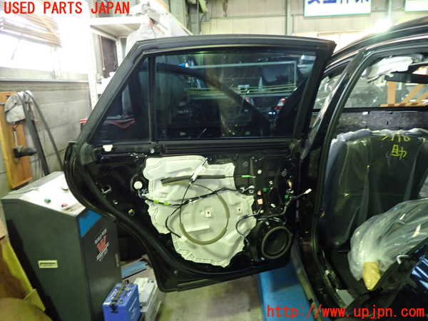 1UPJ-9237161320]クラウン ハイブリッド(AZSH20)左後ドア 中古(43R-00123 M4S8)_4