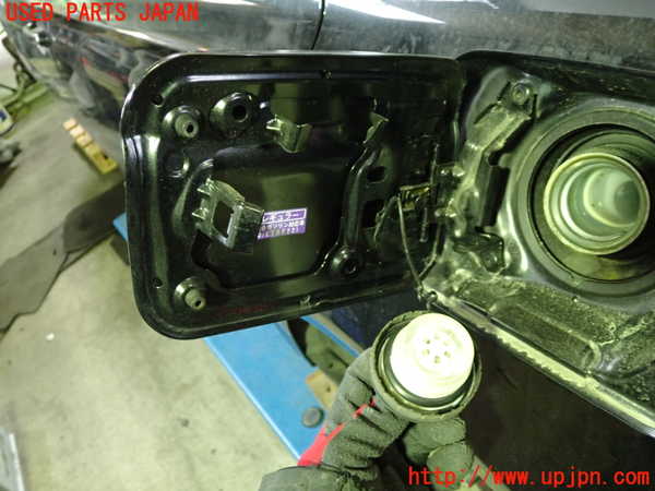 1UPJ-9237161690]クラウン ハイブリッド(AZSH20)フューエルリッド 中古_2