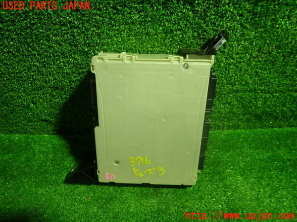 1UPJ-9237166743]クラウン ハイブリッド(AZSH20)ヒューズボックス3 中古_4