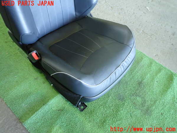 1UPJ-9237167065]クラウン ハイブリッド(AZSH20)助手席シート 中古_3