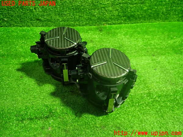 1UPJ-9237167810]クラウン ハイブリッド(AZSH20)ドリンクホルダー 中古_2