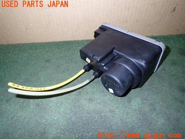 3UPJ=9237170527]ベンツ C180(202028 W202)純正 2028002248 ドアロックアクチュエーター セントラルポンプ 中古_2