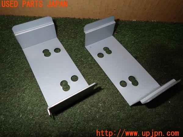 3UPJ=9237170631]ベンツ C180(202028 W202)社外 オーディオ・ナビ取付けステー ハーネス 2DIN 中古_4