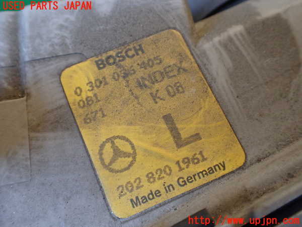 1UPJ-9237171132]ベンツ C280 W202(202028)左ヘッドライト ハロゲン 中古_4
