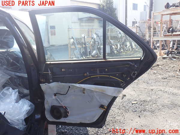 1UPJ-9237171290]ベンツ C280 W202(202028)右後ドア SEKURIT M23100 中古_4
