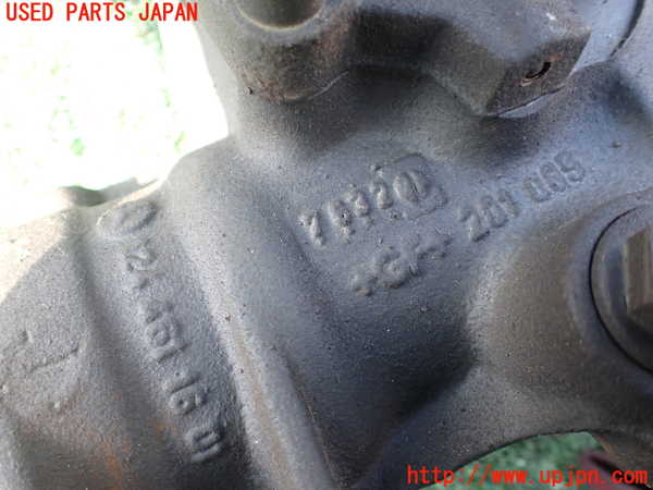 1UPJ-9237174235]ベンツ C280 W202(202028)パワステギアボックス 中古_4