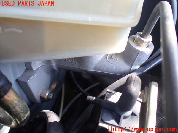1UPJ-9237174050]ベンツ C280 W202(202028)ブレーキマスターシリンダー 中古_3