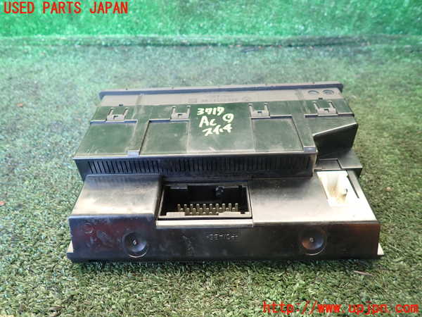 1UPJ-9237176066]ベンツ C280 W202(202028)エアコンスイッチ1 中古_3