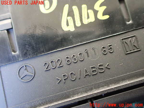 1UPJ-9237176066]ベンツ C280 W202(202028)エアコンスイッチ1 中古_4
