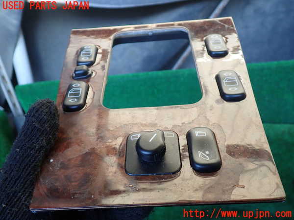 1UPJ-9237176265]ベンツ C280 W202(202028)センターパワーウィンドウスイッチ 中古_2