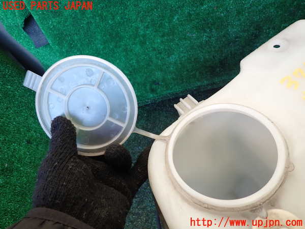 1UPJ-9237176791]ベンツ C280 W202(202028)ウォッシャータンク1 中古_3