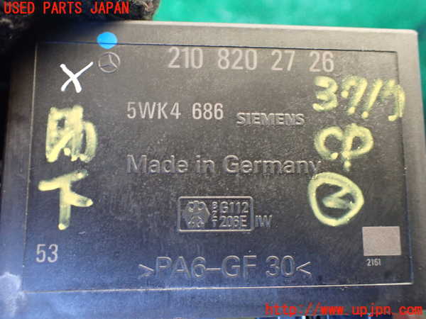 1UPJ-9237176147]ベンツ C280 W202(202028)コンピューター2 (210 820 27 26) 中古_2