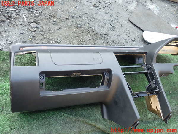 1UPJ-9237177505]ベンツ C280 W202(202028)ダッシュボード 中古_3