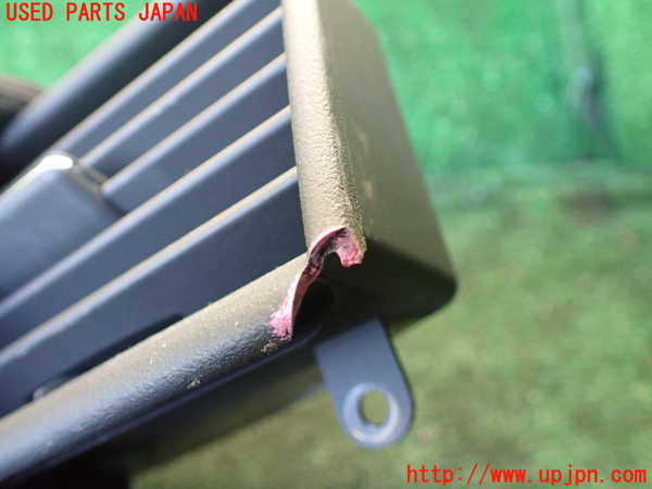 1UPJ-9237177526]ベンツ C280 W202(202028)エアコン吹き出し口1 (真中) 中古_2