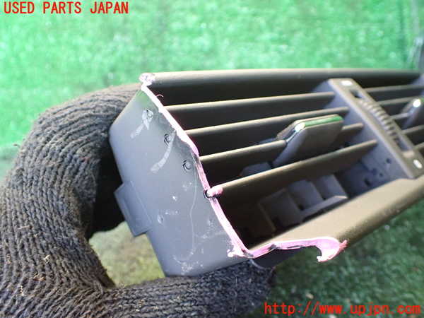 1UPJ-9237177526]ベンツ C280 W202(202028)エアコン吹き出し口1 (真中) 中古_3