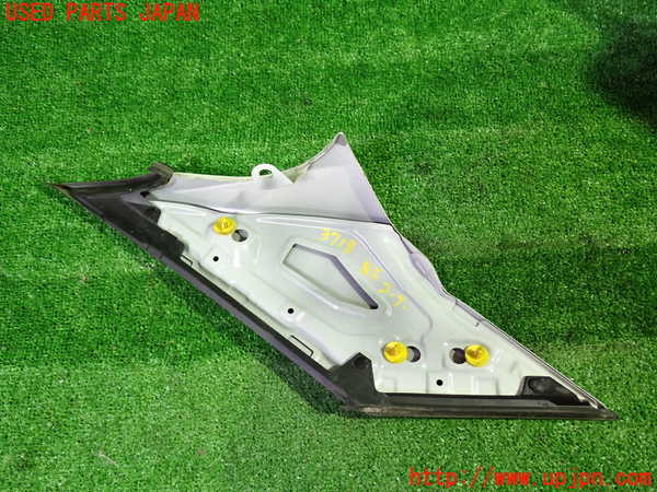 1UPJ-9237181102]セレナ e-POWER(HFC27)左前コーナーパネル 中古_2