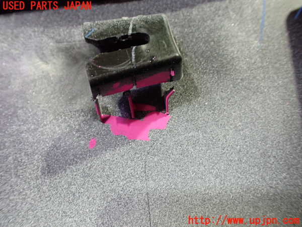 1UPJ-9237181232]セレナ e-POWER(HFC27)右前ドアパネル 中古_4