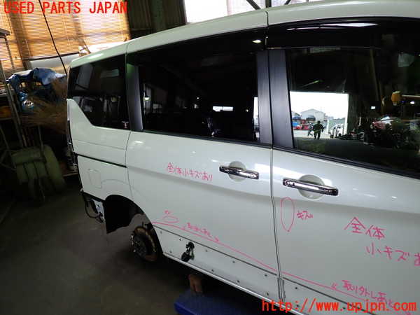 1UPJ-9237181290]セレナ e-POWER(HFC27)右後ドア 中古(43R-00150 M2L3)_3