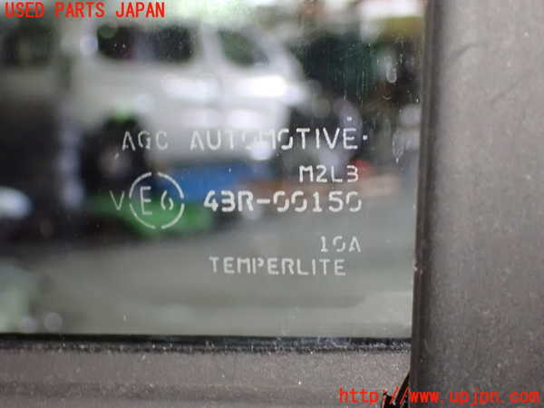 1UPJ-9237181290]セレナ e-POWER(HFC27)右後ドア 中古(43R-00150 M2L3)_4