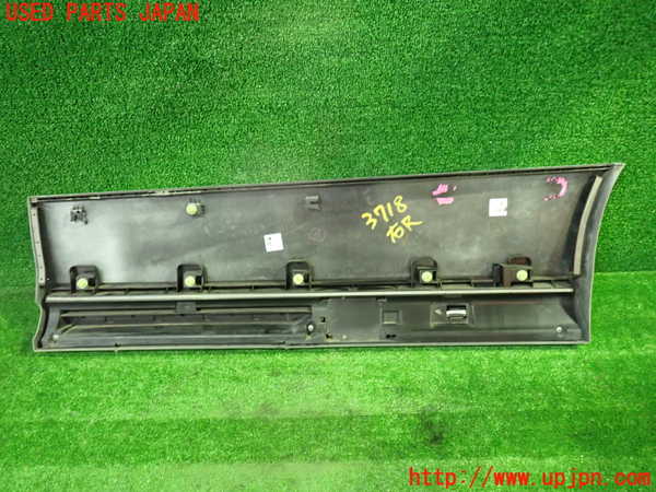 1UPJ-9237181292]セレナ e-POWER(HFC27)右後ドアパネル 中古_3