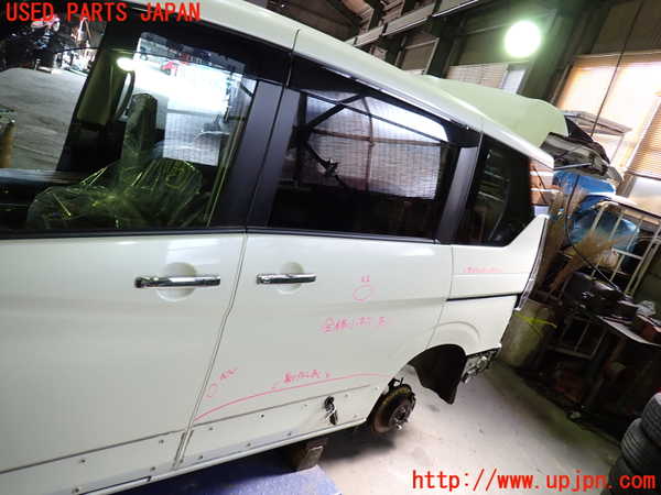 1UPJ-9237181320]セレナ e-POWER(HFC27)左後ドア 中古(43R-00150 M2L3)_3