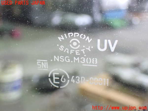 1UPJ-9237181200]セレナ e-POWER(HFC27)右フロント三角窓ガラス 中古(43R-00011 M308)_2