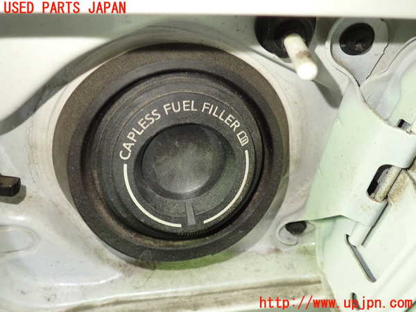 1UPJ-9237181690]セレナ e-POWER(HFC27)フューエルリッド 中古_3