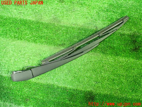 1UPJ-9237181661]セレナ e-POWER(HFC27)リアワイパーアーム1 中古_2