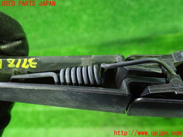 1UPJ-9237181661]セレナ e-POWER(HFC27)リアワイパーアーム1 中古_3