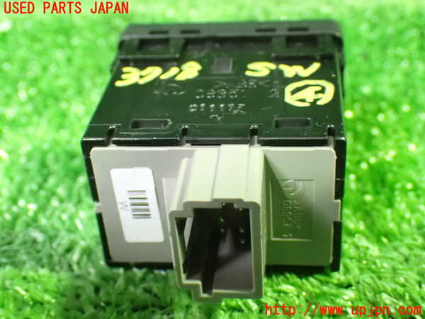 1UPJ-9237186309]セレナ e-POWER(HFC27)スイッチ4 (パワースライドドア左右) 中古_2