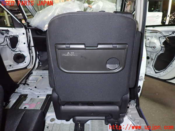 1UPJ-9237187145]セレナ e-POWER(HFC27)右2列目シート 中古_4