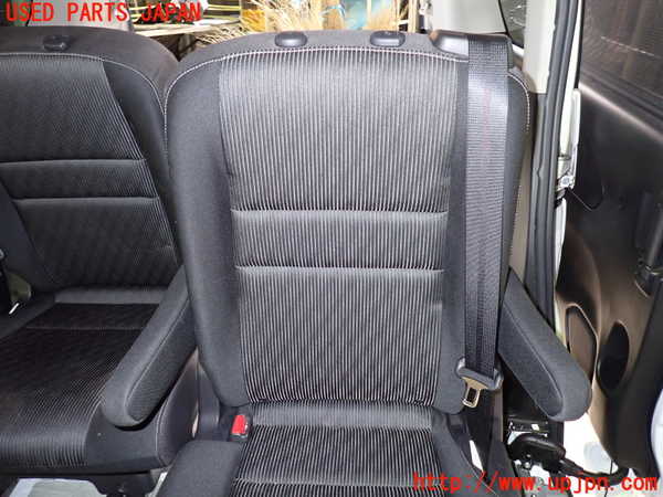 1UPJ-9237187175]セレナ e-POWER(HFC27)左2列目シート 中古_2