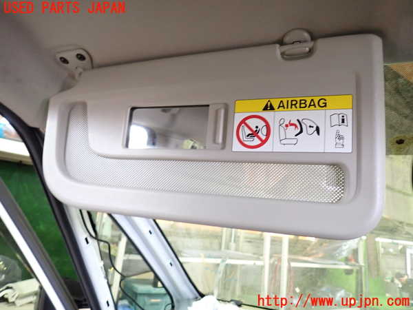 1UPJ-9237187630]セレナ e-POWER(HFC27)室内サンバイザー左側 中古_3