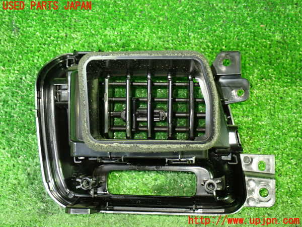 1UPJ-9237187526]セレナ e-POWER(HFC27)エアコン吹き出し口1 (右) 中古_2