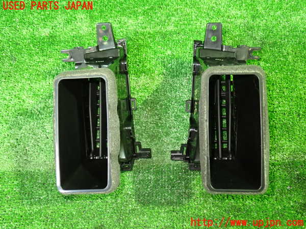 1UPJ-9237187528]セレナ e-POWER(HFC27)エアコン吹き出し口3 (真中) 中古_2