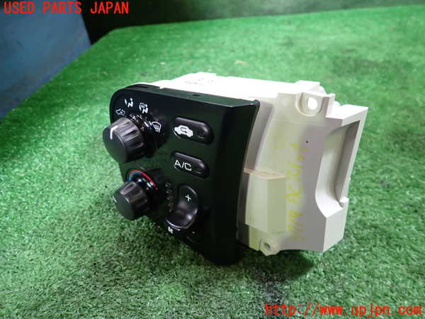 1UPJ-9237196066]S2000(AP2)エアコンスイッチ1 中古_2