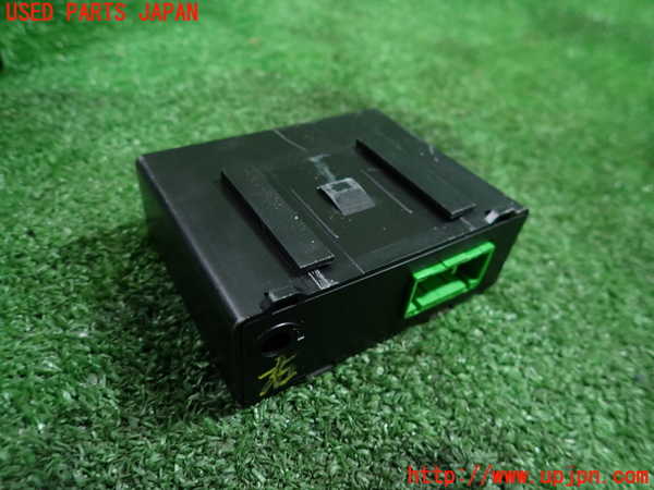 1UPJ-9237196148]S2000(AP2)コンピューター3 中古 S2AT_2