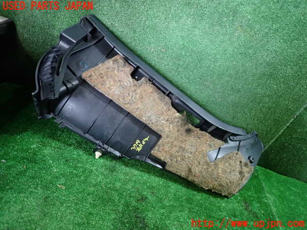 1UPJ-9237197675]S2000(AP2)右リアピラートリム 中古_4