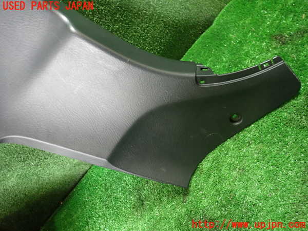 1UPJ-9237197680]S2000(AP2)左リアピラートリム 中古_3