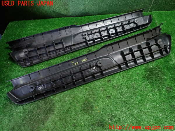 1UPJ-9237197740]S2000(AP2)スカッフプレート 中古_4